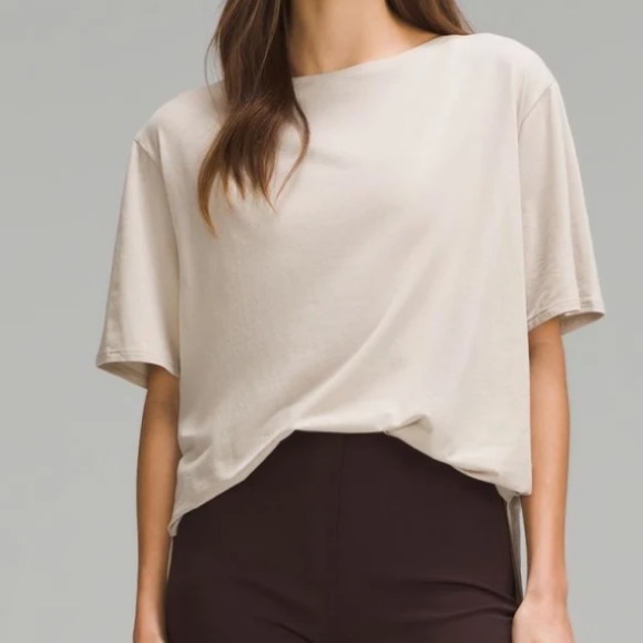Lululemon Relaxed-Fit Boatneck T-Shirt EUC Size 4 - Picture 1 of 8